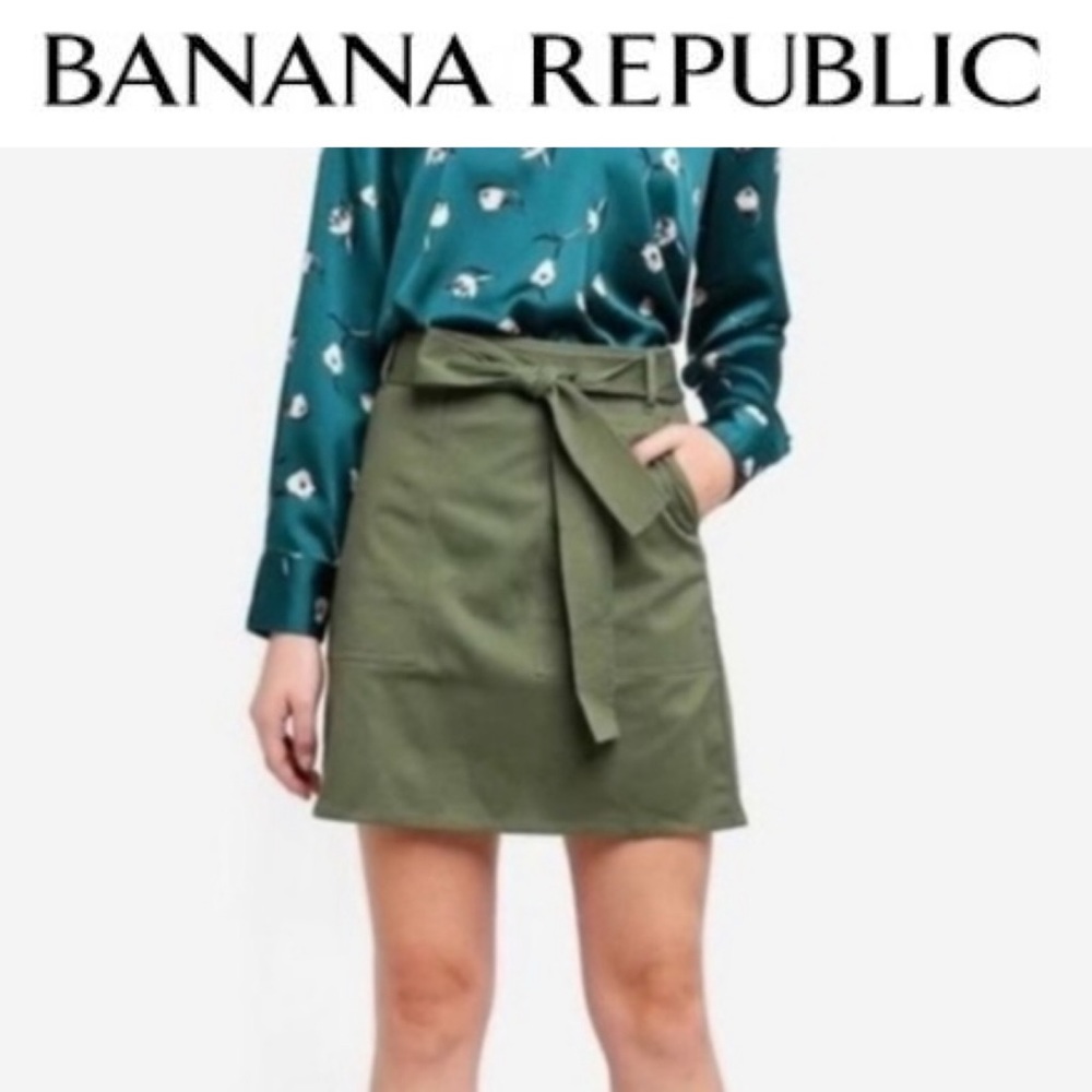 🌟 MUST GO 🌟 Banana Republic bow tie utility skirt